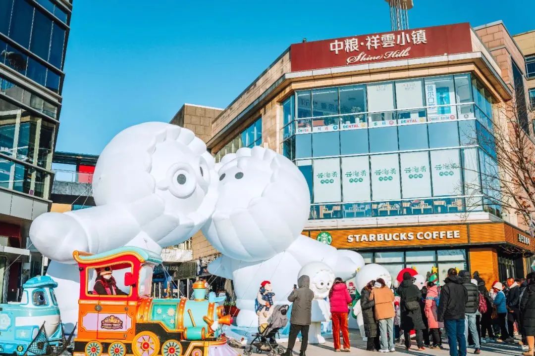 “冰雪+”商业新模式，文旅联动，打造沉浸式冬日体验