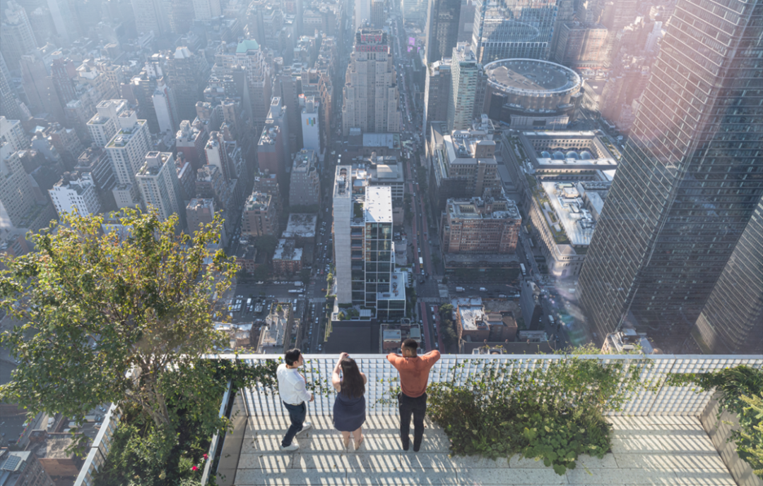 从高线公园到绿色天际线 - BIG的亲自然超高层 The Spiral 在纽约竣工