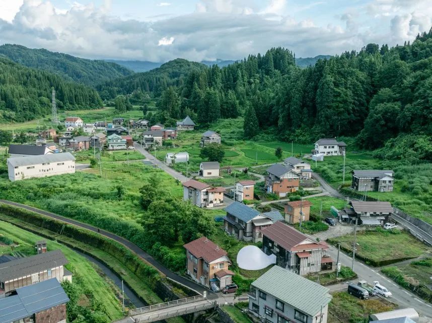马岩松：做个“野泡泡”