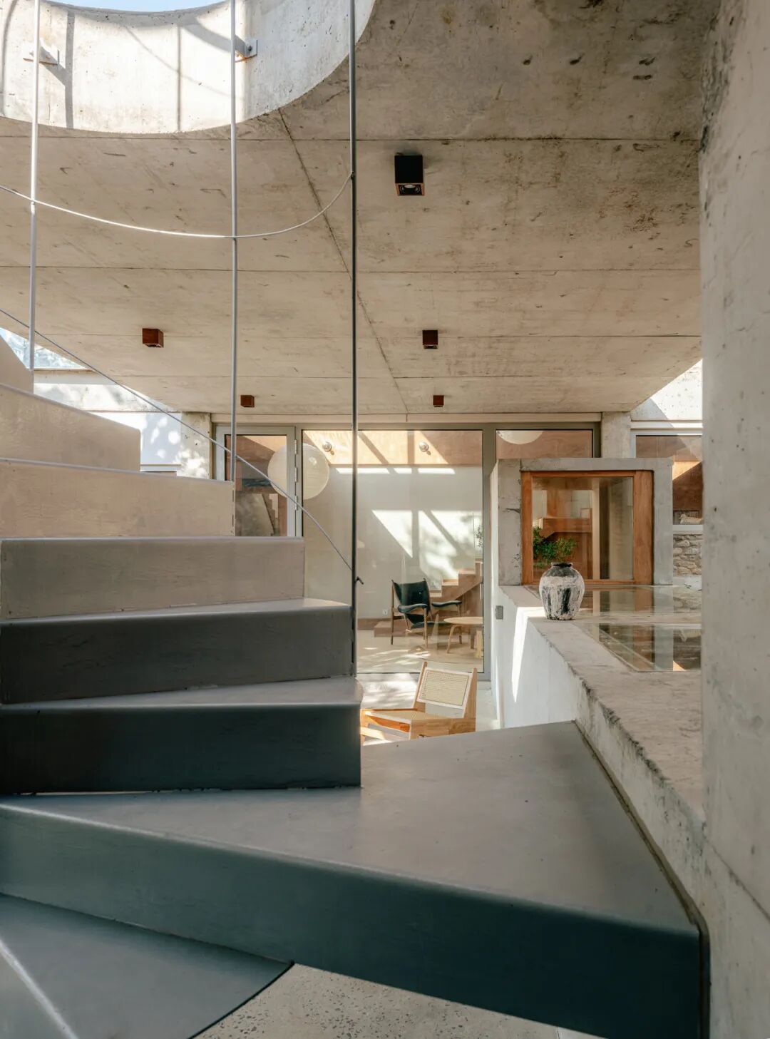 成直:我的社会价值“不参与”