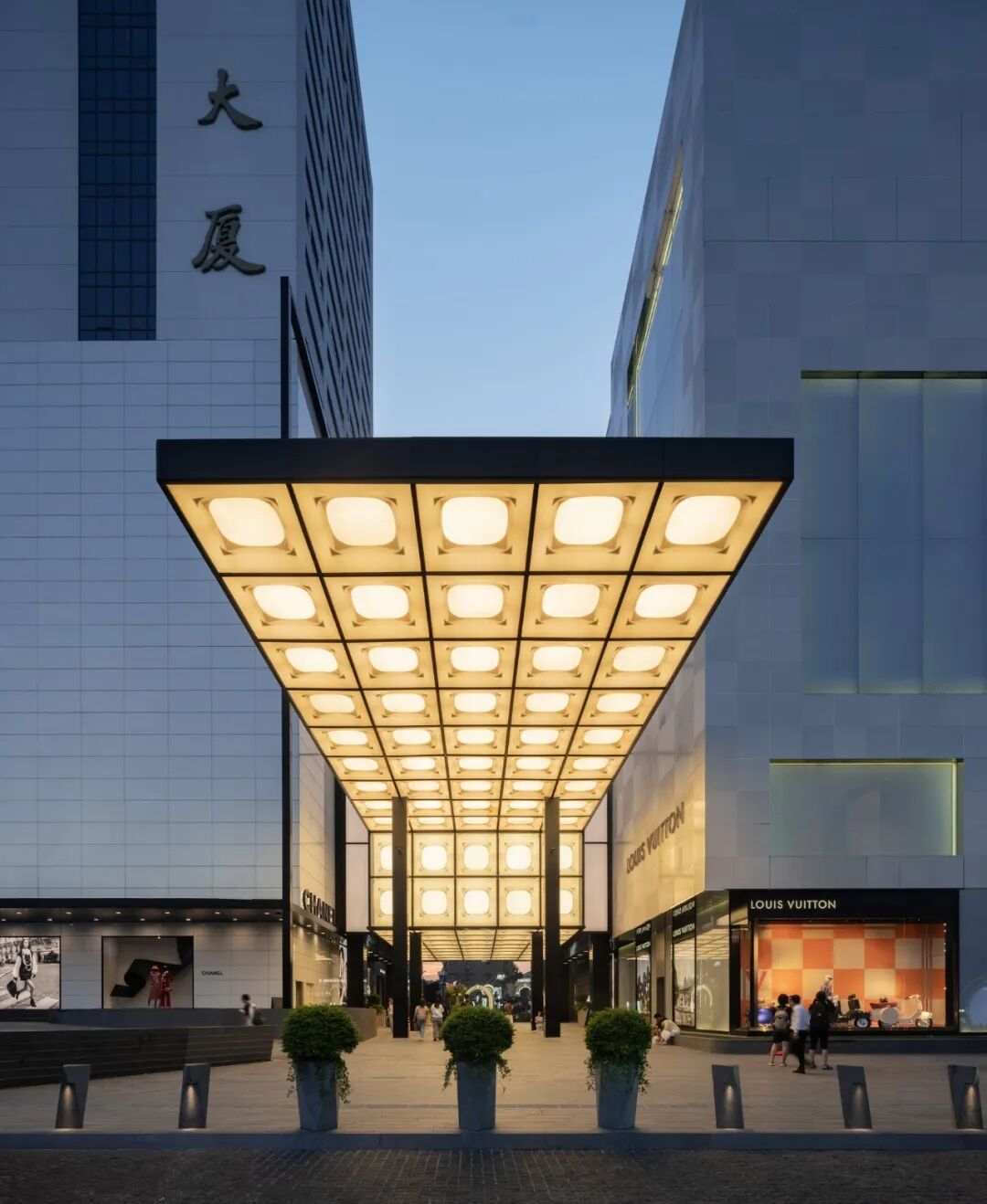 新作 | 杭州大厦，全新品牌形象升级&ldquo;点亮&rdquo;武林商圈