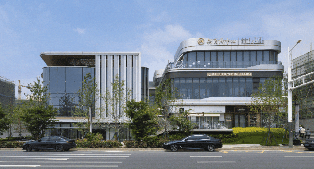 8月 | 深圳、杭州、南京等多项目完工或施工中，苏州、重庆标杆项目中秋即将面世...