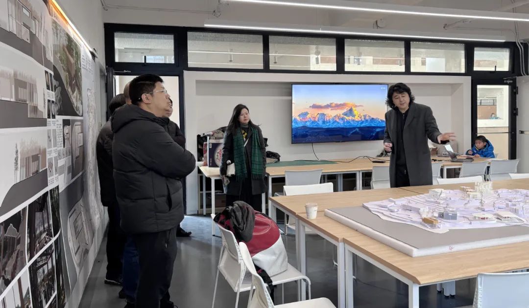 line+NEWS | 孟凡浩同济大学陆谦受教席课程圆满结业，"麓境再生"作品展开启