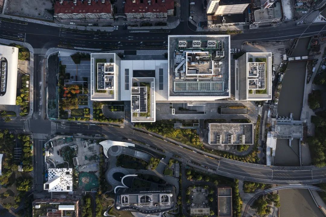 黄浦江畔的生态纽带&mdash;&mdash;山金保利金融广场