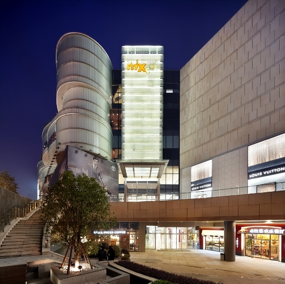 以万象系地标为例,解读商业地产的设计演进