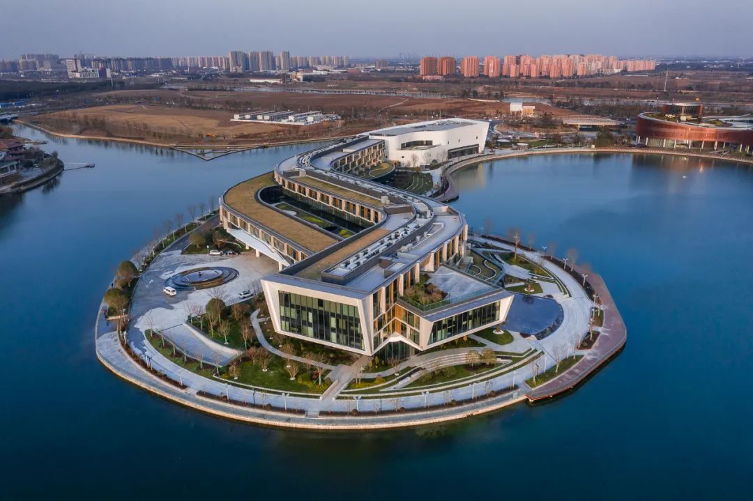 6) GENSLER《设计趋势展望2022》 | 酒店