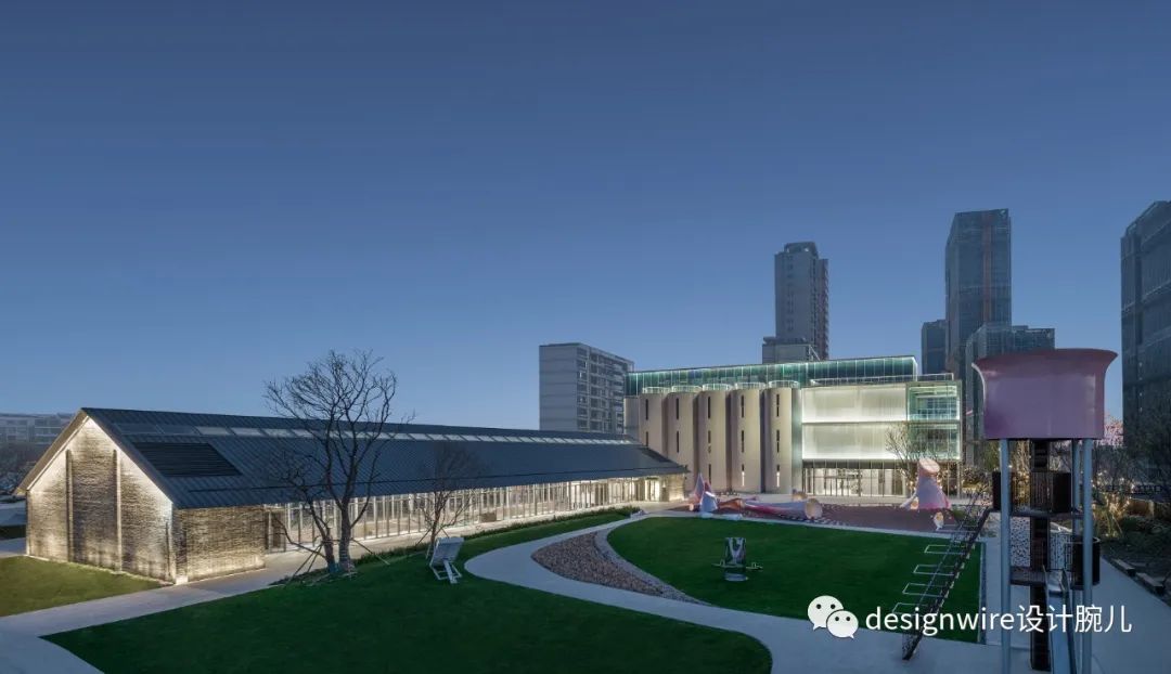 普利兹克大师最新作品:老粮仓变身筒仓艺术中心!