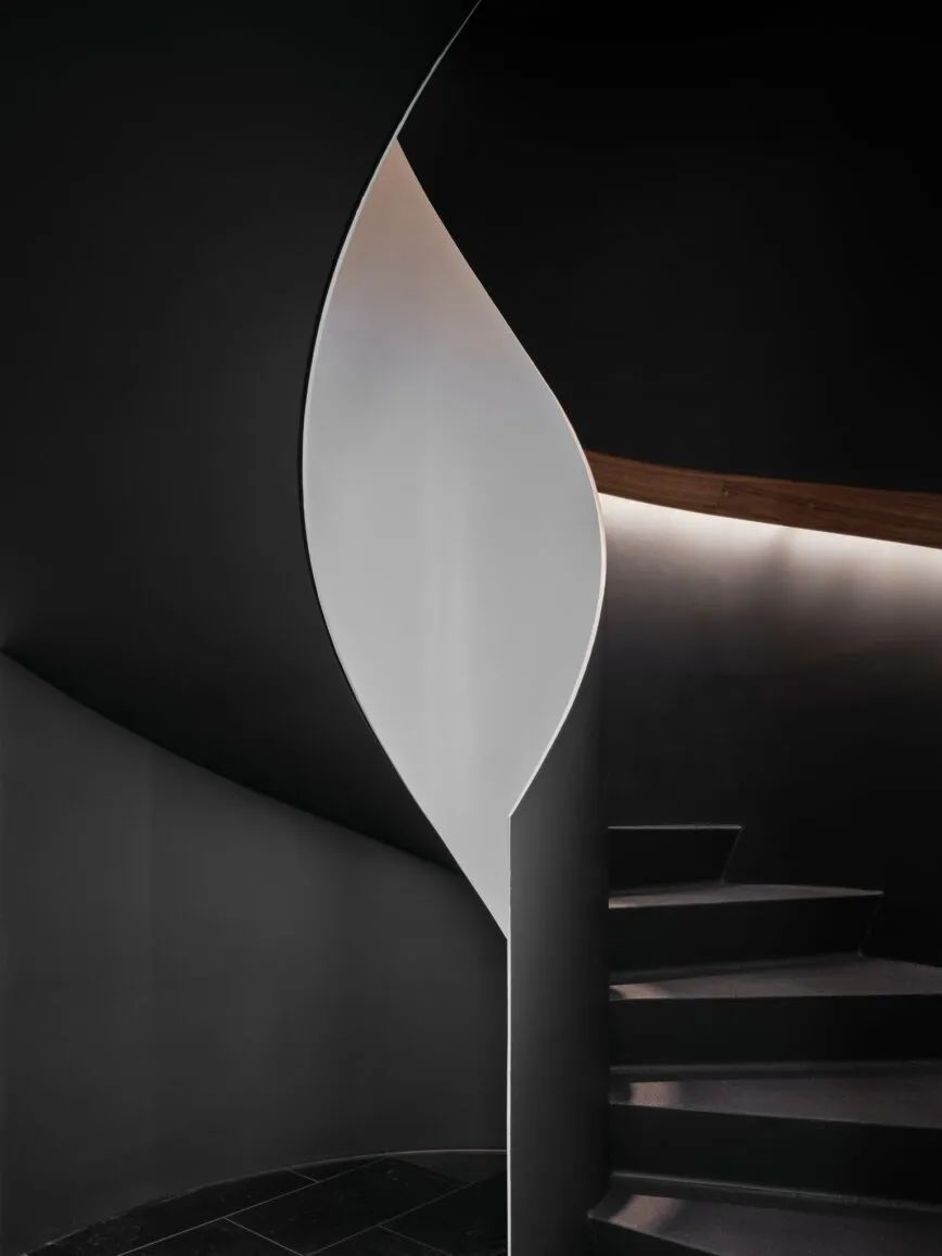 s+s 项目| 法兰克福天际线绝佳观赏点,施塔德尔博物馆屋顶露台全新开放!