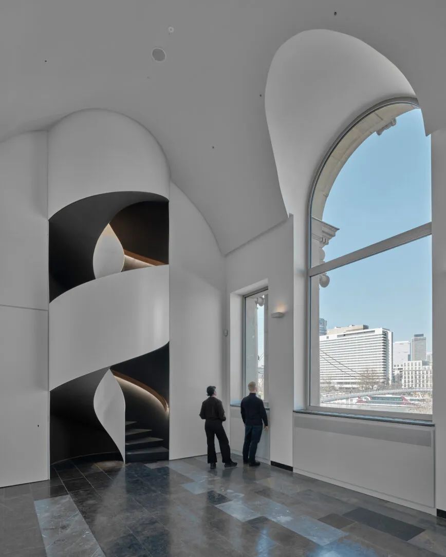 s+s 项目| 法兰克福天际线绝佳观赏点,施塔德尔博物馆屋顶露台全新开放!