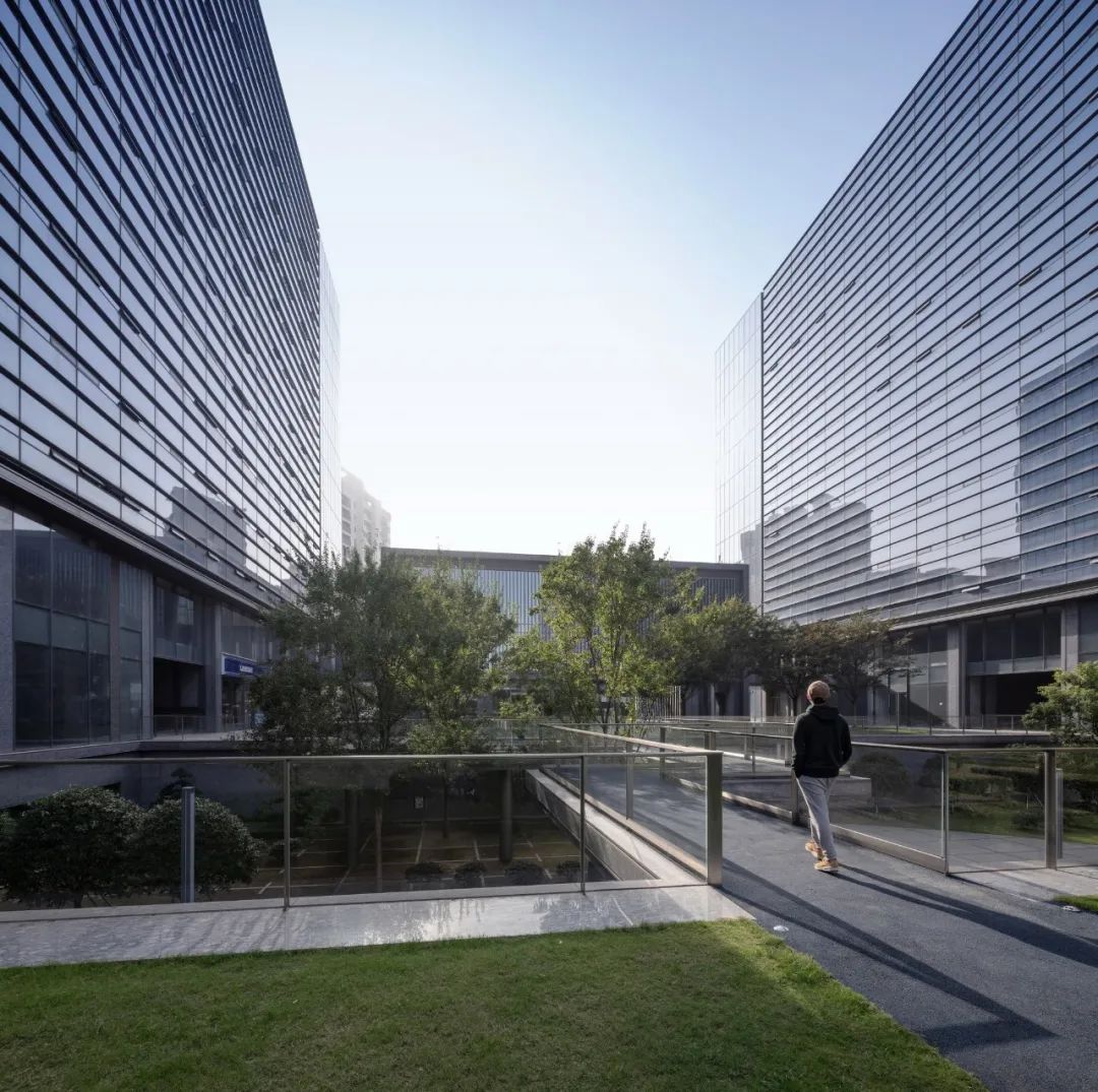 goa作品 | 亚厦集团总部:企业的磁场与工艺的礼赞