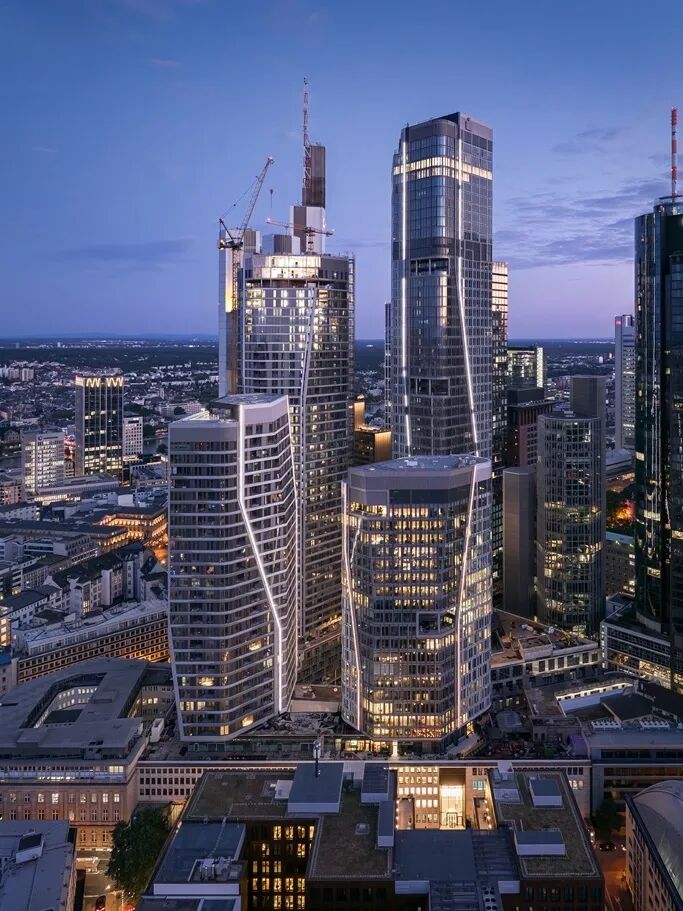 FOUR Frankfurt 法兰克福全能城市综合体已部分投入使用