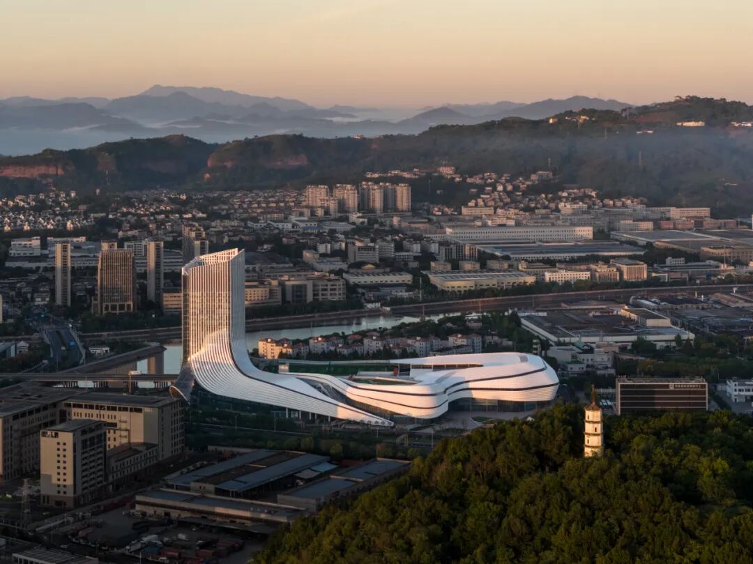 line+打造新昌小球中心:Sports Mall,从赛事容器到城事发生器