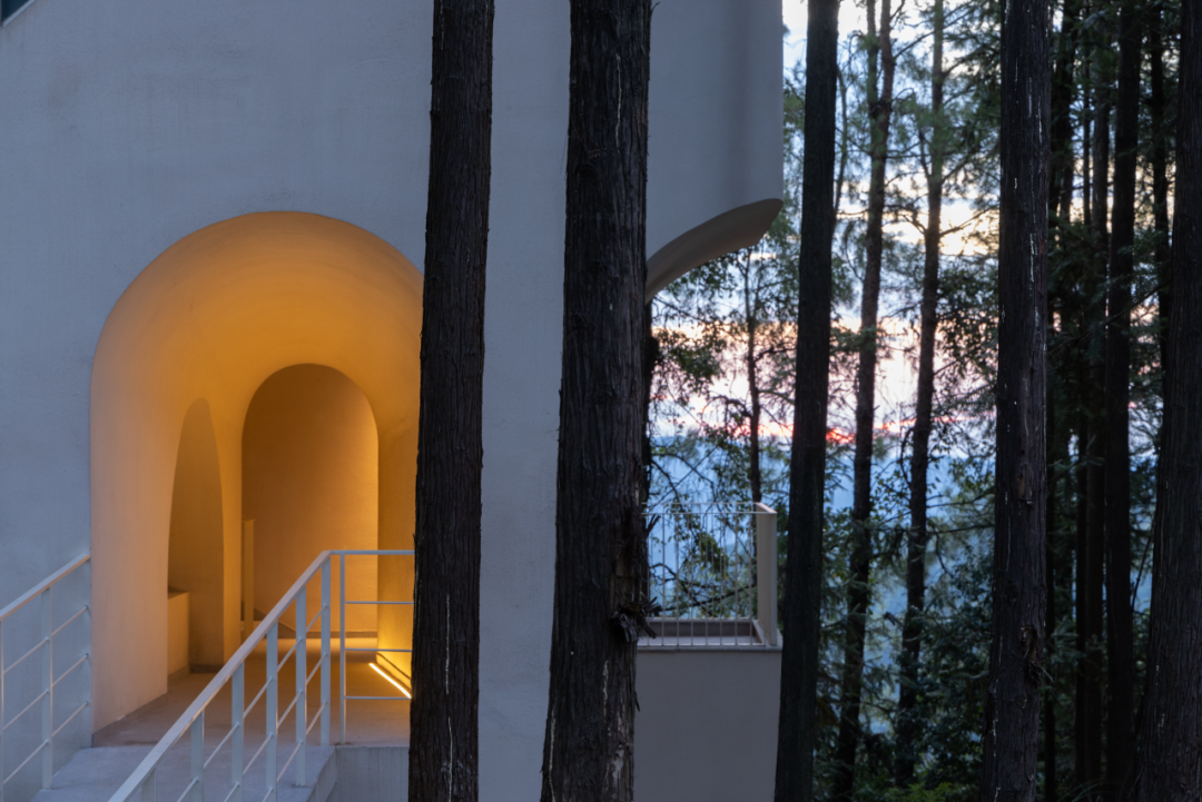 城外新作 | 仙那度&middot;重重山